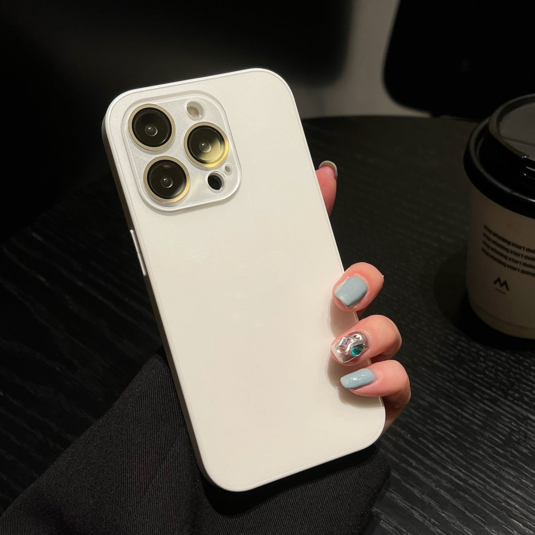 15Promax Frosted Phone Case