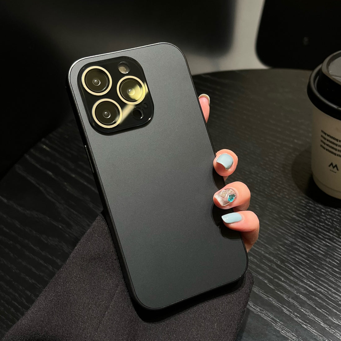 15Promax Frosted Phone Case